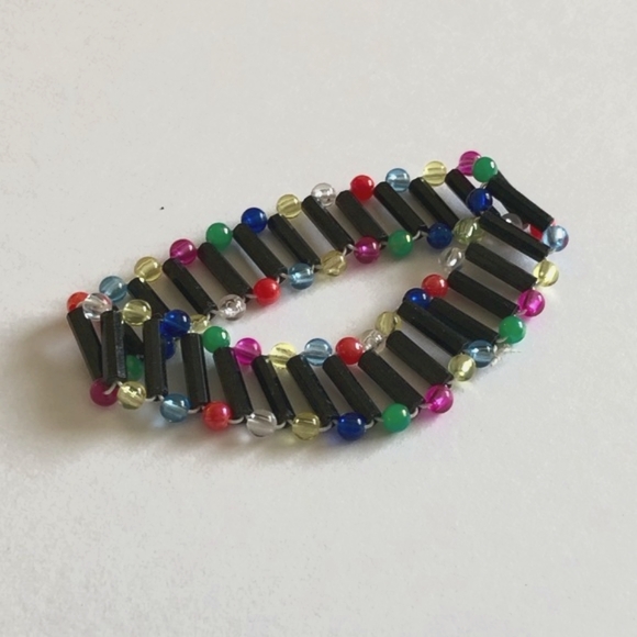 Handmade/Homemade Beaded Stretch Bracelet - Picture 1 of 5